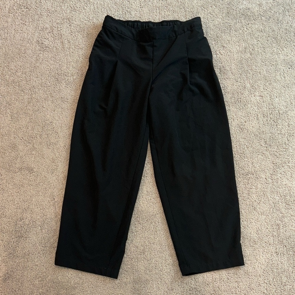 Nike women's size small black golf pants